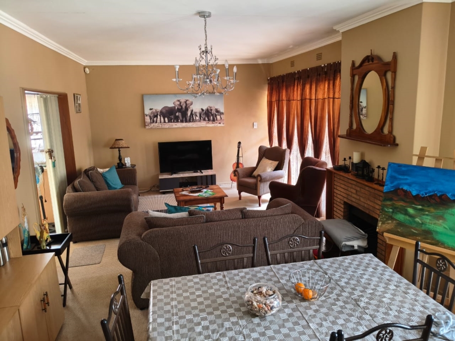 4 Bedroom Property for Sale in Protea Park North West